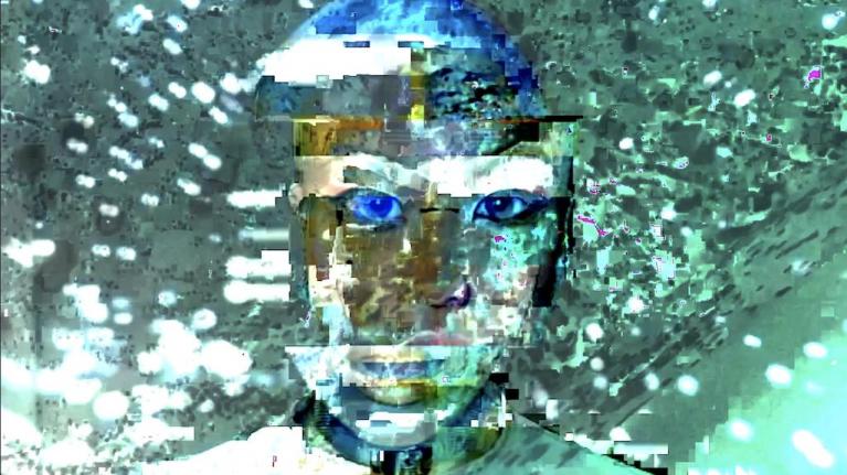 Betty Apple, Signals from Future.