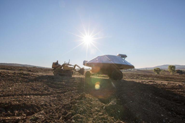 Moira Ricci, Dove il cielo è più vicino, 2014, courtesy Laveronica contemporary art gallery.