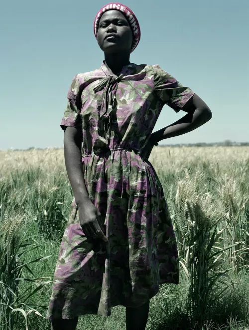 Jackie Nickerson, Chipo Farm, 1997, digital C-print 150 x 120 cm. Courtesy the artist and Brancolini Grimaldi