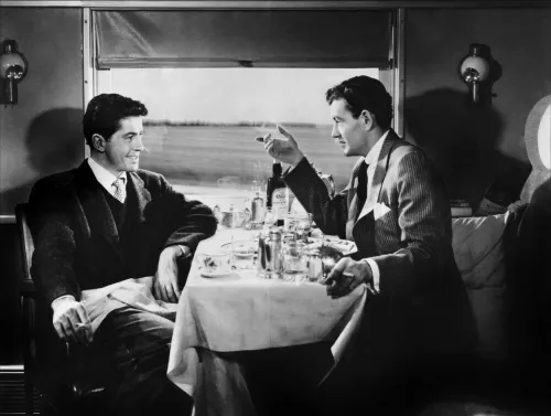 Farley Grange e Robert Walker in "L'altro uomo", regia di Alfred Hitchcock, 1951