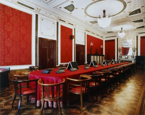 Jacqueline Hassink, The meeting table of the Board of Directors of Assicurazioni Generali, Venice, Italy, 9 September 2010, from the series The Table of Power 2, 2010/2013, C-print, 80,5 x 65,5 cm, © Jacqueline Hassink