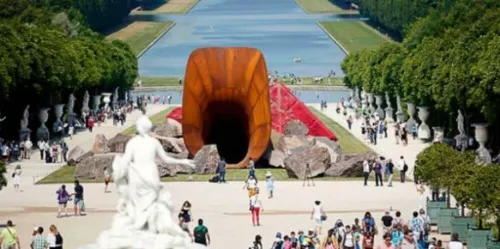 Anish Kapoor, Dirty Corner, Versailles, 2011-2015