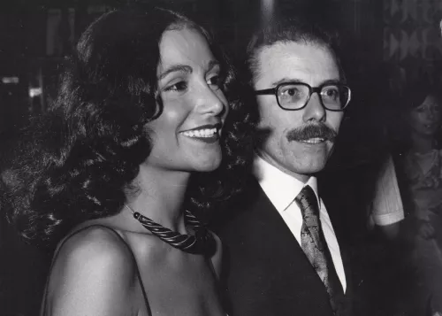 Roma, maggio 1972: festa di presentazione alla stampa del primo disco di Mia Martini, "Piccolo Uomo", pubblicato con Dischi Ricordi (Collezione privata).