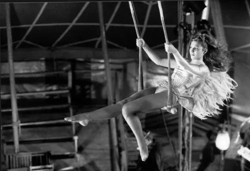 da Il cielo sopra Berlino, regia, Wim Wenders, 1987